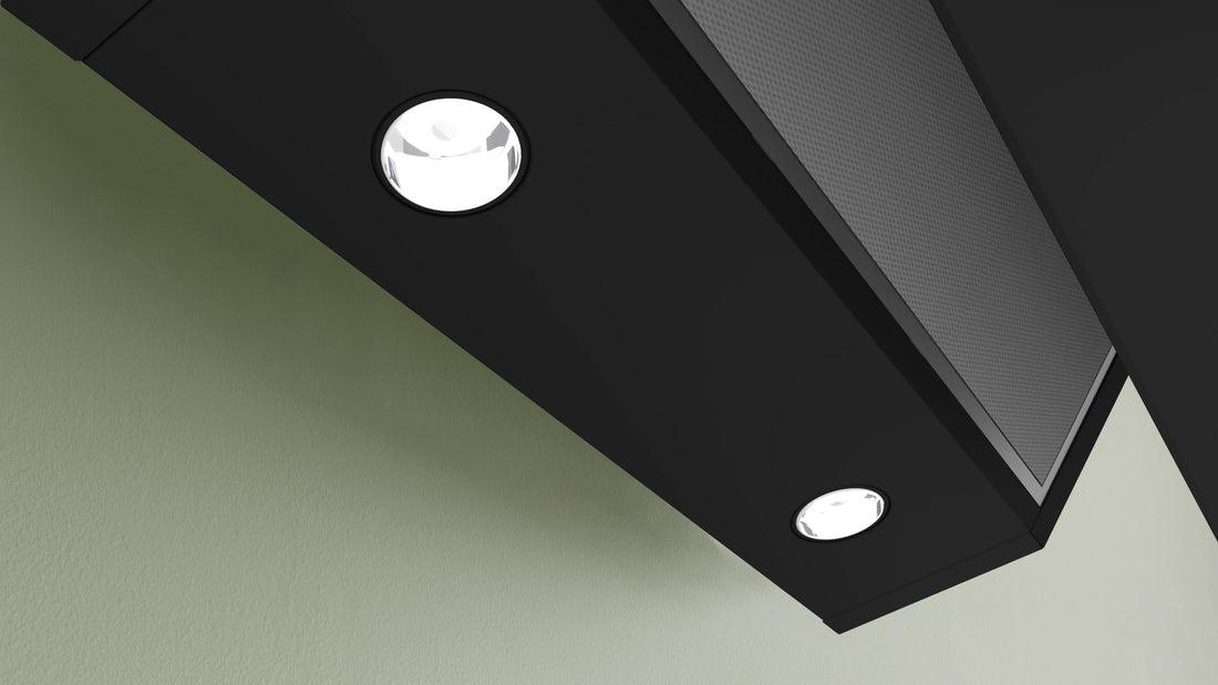 Bosch Series 4 wall-mounted cooker hood with metal grease filter 90cm , Black